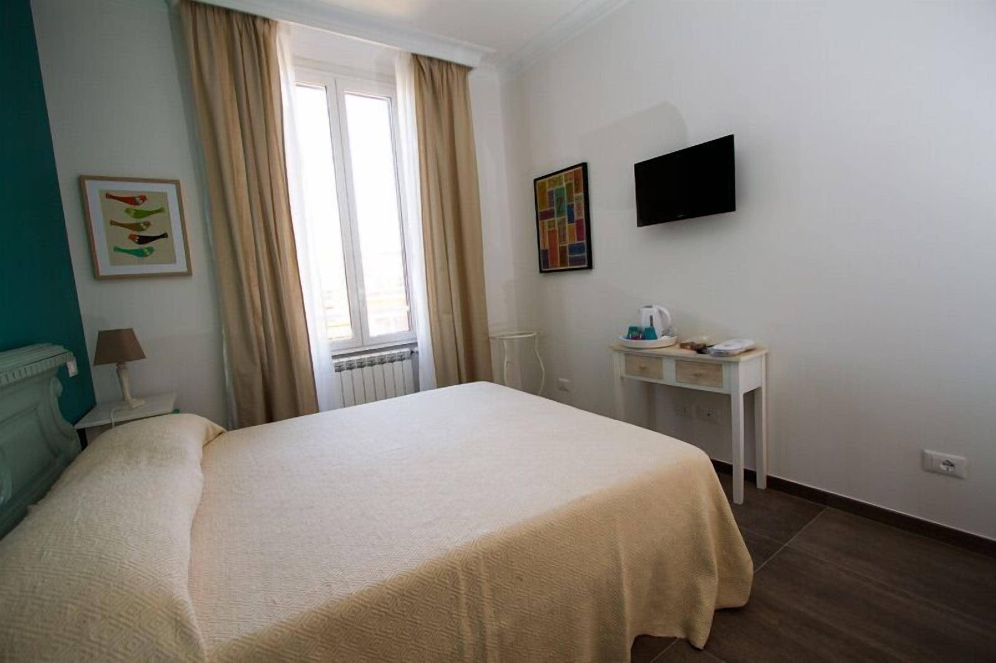 Li Rioni Bed & Breakfast - Rome — Photos 3